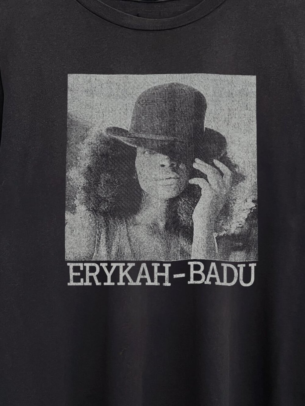 Y2k Erykah Badu Washed Black Tee - Picture 2 of 5